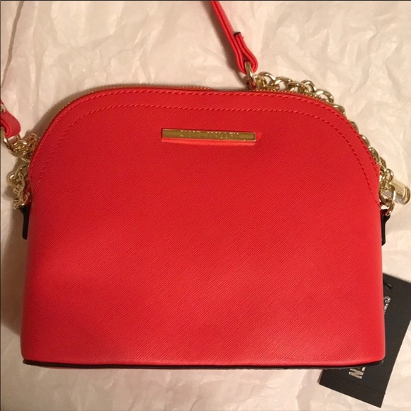 Steve Madden Handbags - Steve Madden Dome Crossbody Bag